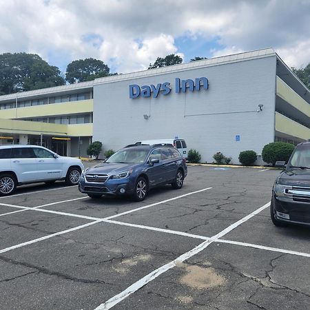 Days Inn By Wyndham Alexandria South Экстерьер фото